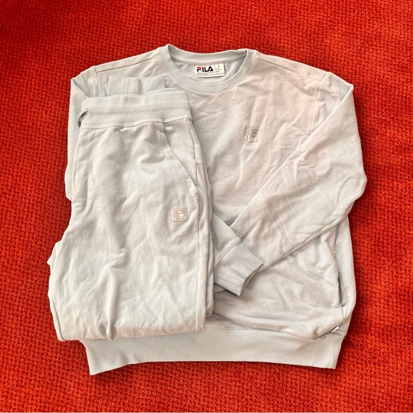 Fila athleisure set, size medium - Picture 1 of 9